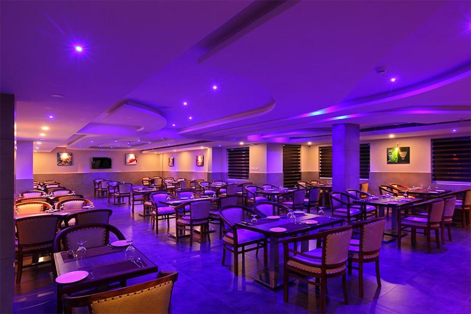 Lumbini Supreme Hotel Thrissur Exterior photo